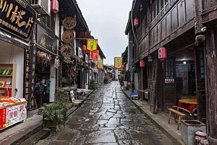 铁路护路进行时 | 自治区护路办联合各盟市在11个火车站开展春运爱路护路宣传活动